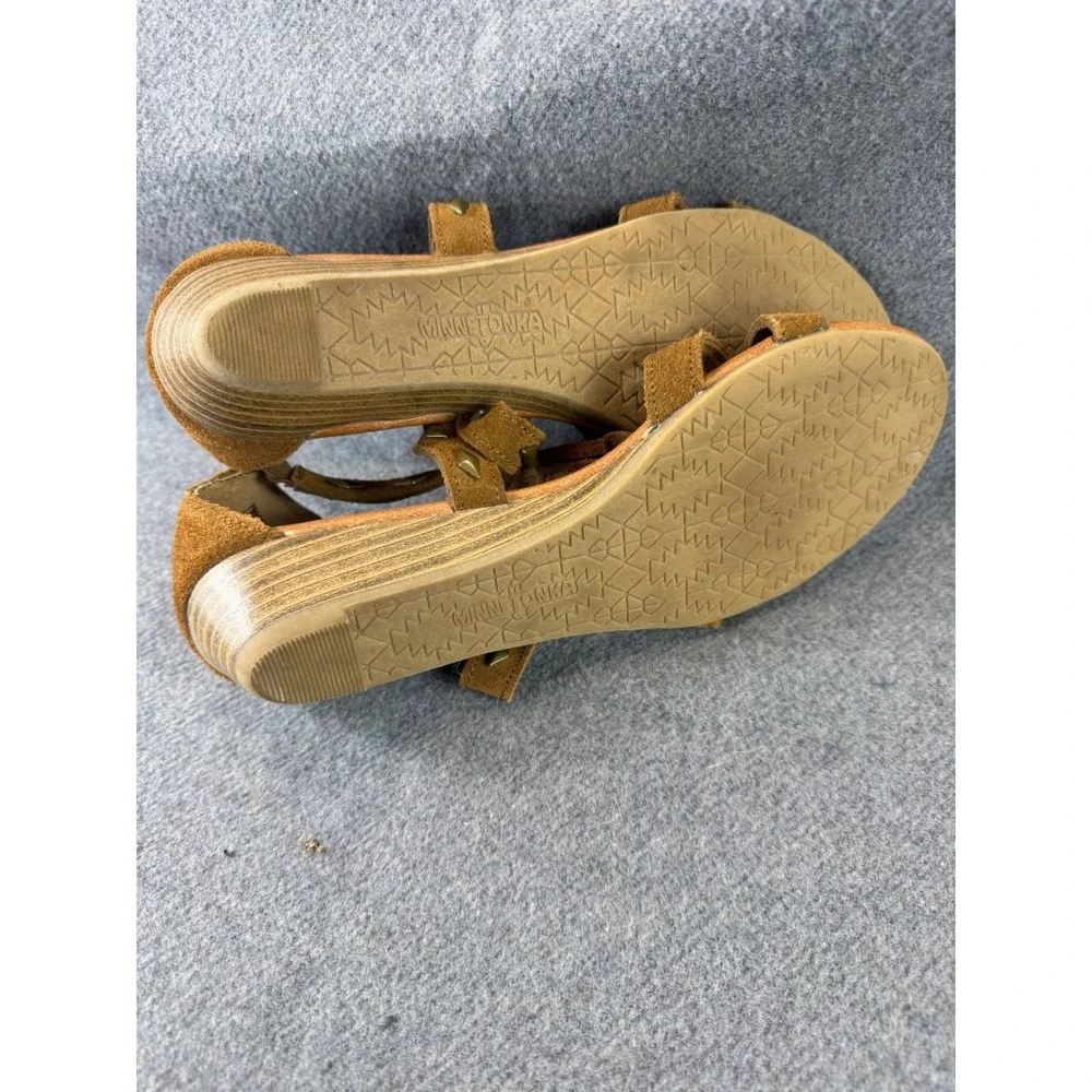 Minnetonka Sandals‎ Women 9 Brown Leather Suede Fringe Studded Flats Boho
